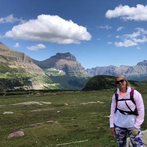 Meet your Posher, Carolyn